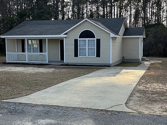 2nd image of 1053 Decatur St