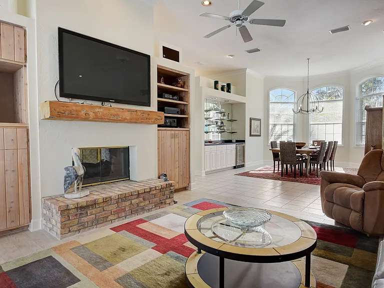 4653 Hadfield Dr — Photo 10