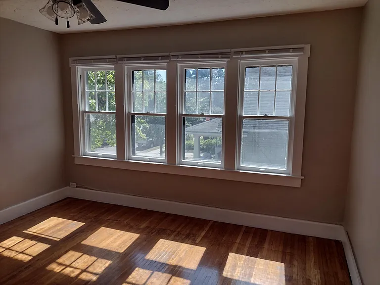 2023 S 24th St — Photo 11