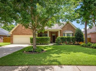 12931 Coopers Hawk Dr, Houston, TX 77044