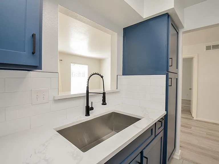 2333 Bering Dr #123 — Photo 13