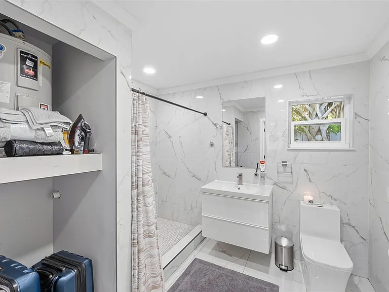 15549 Newport Rd — Photo 9