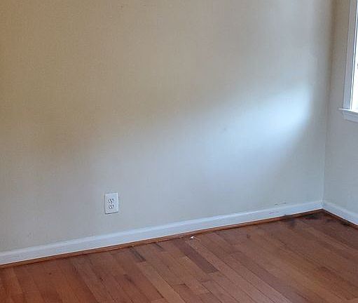 4th image of 7313 Flower Ave #10507745