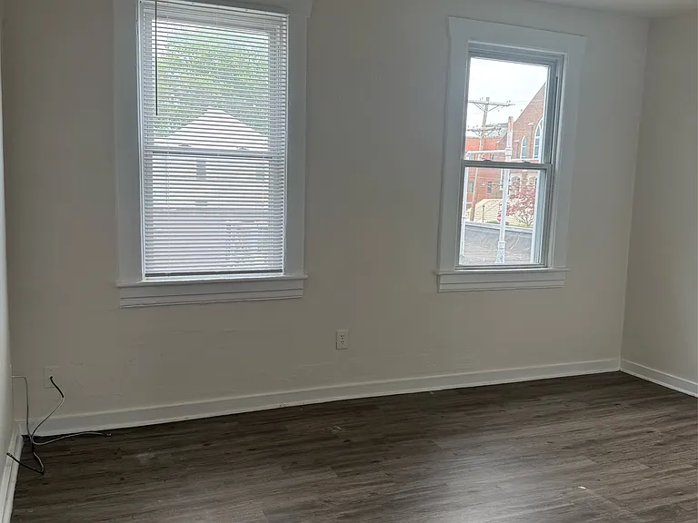 1020 Jamison Ave NE #4 — Photo 7