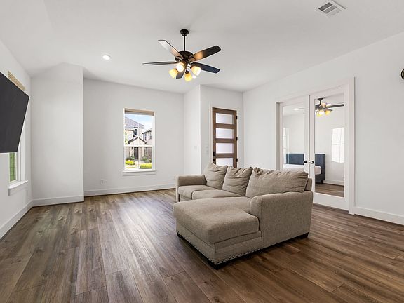 4th image of 2612 Muirwood Way