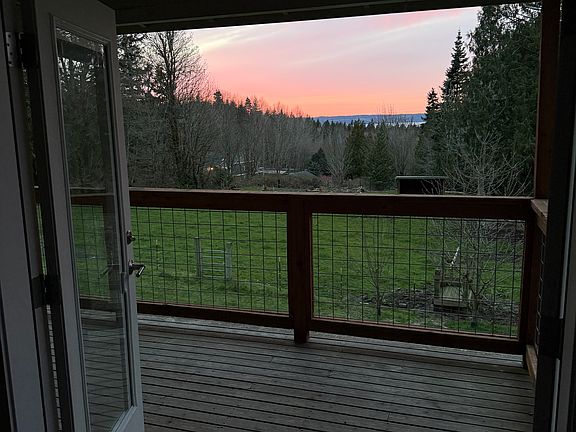 3rd image of 14819 Kayak Point Rd #A