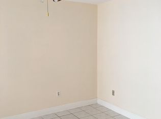 19634 SW 122nd Pl, Miami, FL 33177