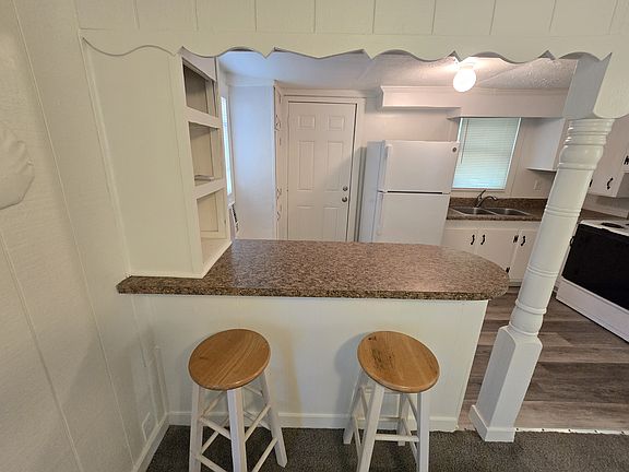 5th image of 318 A W Georgia Rd
