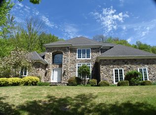 174 Kimberly Ln, Shavertown, PA 18708