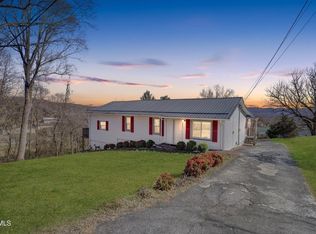 3441 Cardinal St, Kingsport, TN 37660