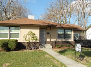 1214 W Pontiac Way, Fresno, CA 93705