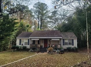 6209 Oakdale Rd SE, Mableton, GA 30126