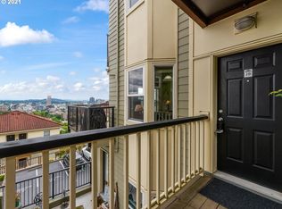 405 NW Uptown Ter, Portland, OR 97210