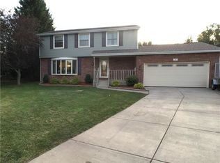 57 Lakewood Dr, Orchard park, NY 14127