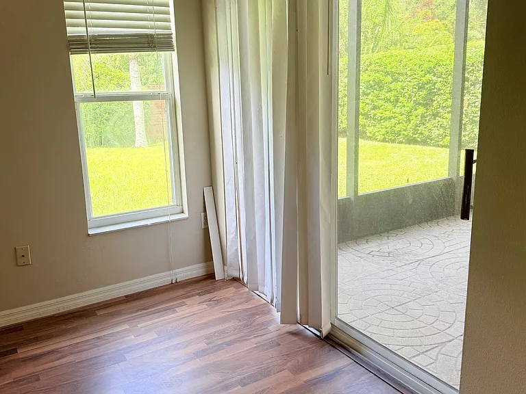5528 Misty Wood Ct — Photo 18