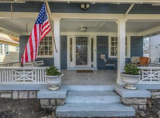 6015 Oak St, Kansas City, MO 64113