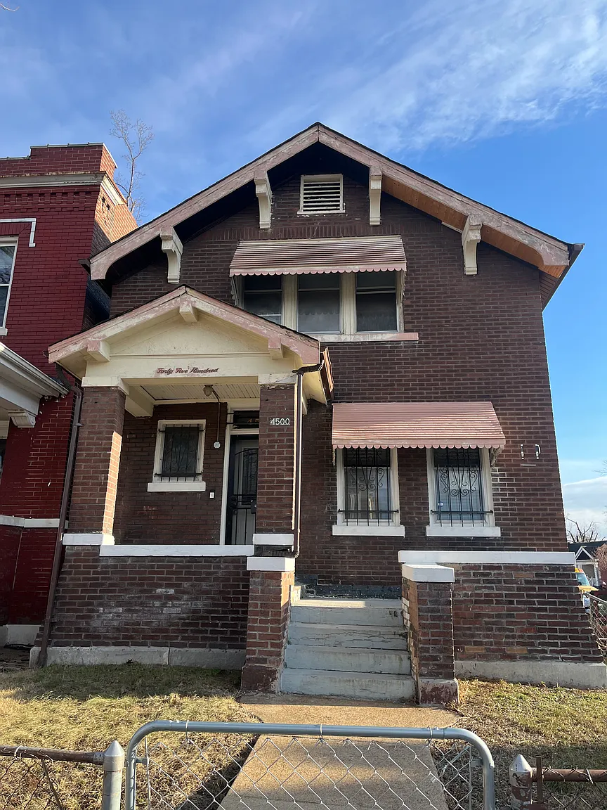 4500 Adelaide Ave photo 1