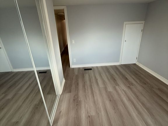 3rd image of 1037 Arthur St #4