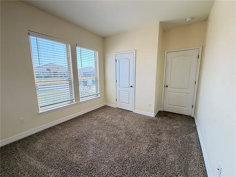 1816 Chesapeake Bay Dr — Photo 33