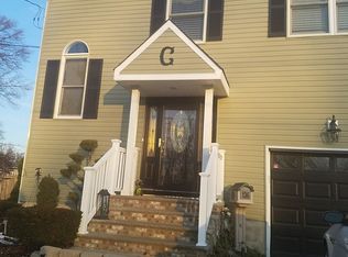 136 McKinley Ave, Colonia, NJ 07067