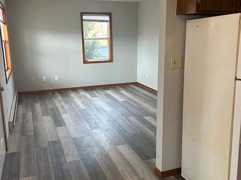 1101 E South Elizabeth St — Photo 5