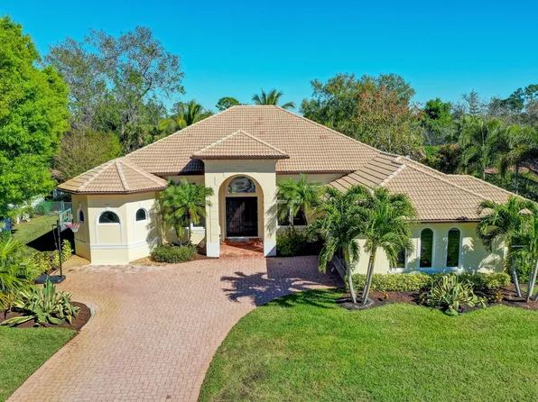 12 Alnwick Road, Palm Beach Gardens, FL 33418