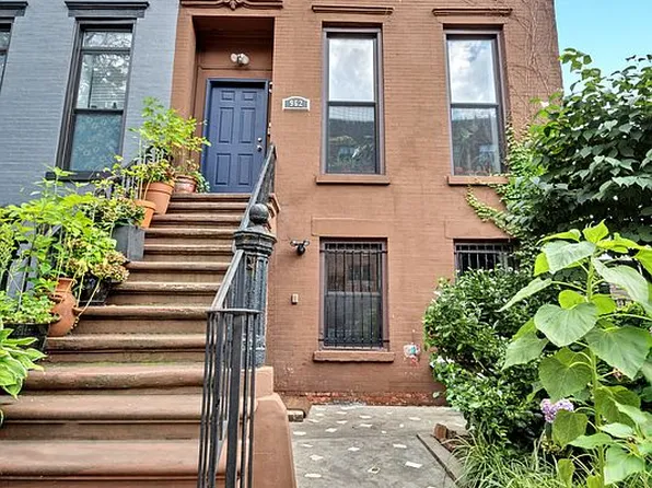 962 Gates Ave, Brooklyn, NY 11221