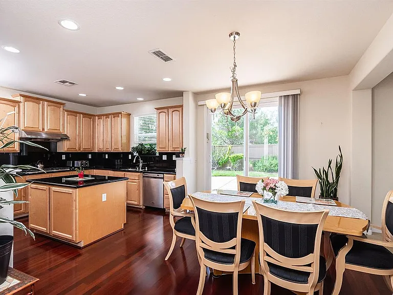 4446 Menaggio Way #4446 — Photo 6