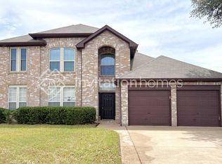 205 Moss Dr, Cedar Hill, TX 75104