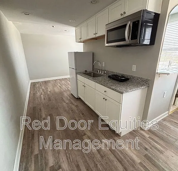 123 N Broad St #505 — Photo 1