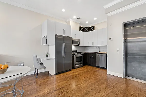 Rented by Nest Seekers International | media 10