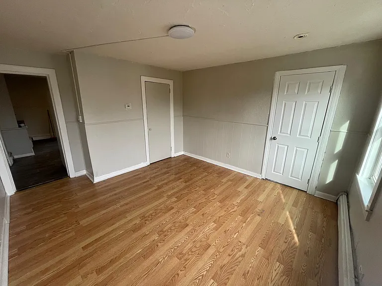 5 Forest Ave #7 — Photo 10