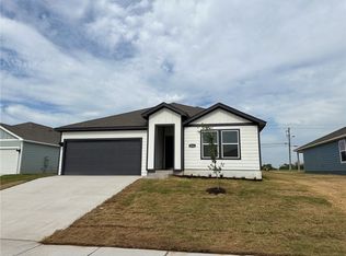 2004 N Fleetwood Ln, Siloam Springs, AR 72761