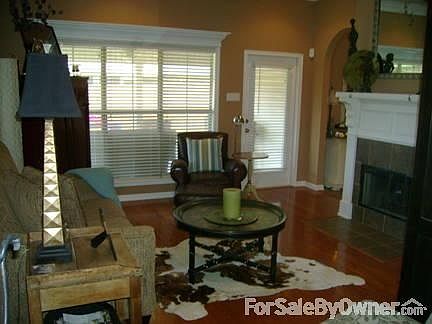 4th image of 122 Harvest Pointe Cir