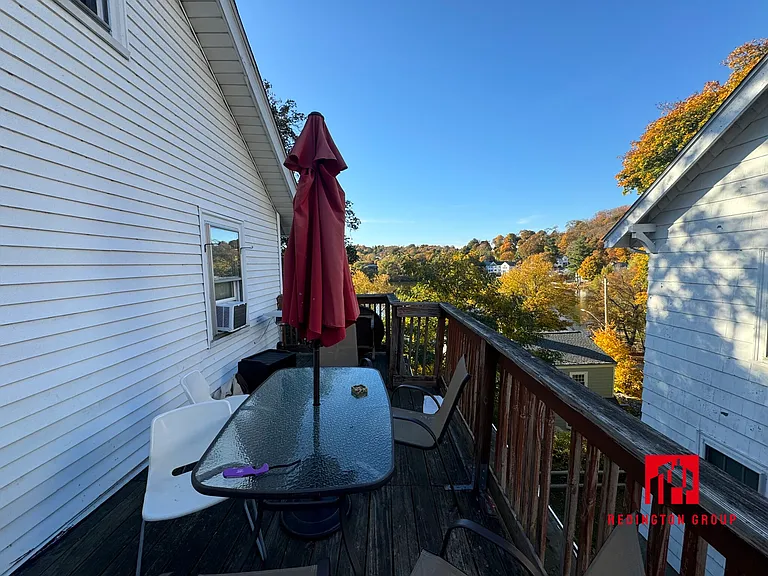116 Lake St — Photo 17