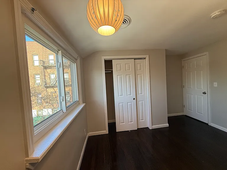 253 Bogert St #2 — Photo 3