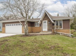 705 Summit St, Hartford, WI 53027