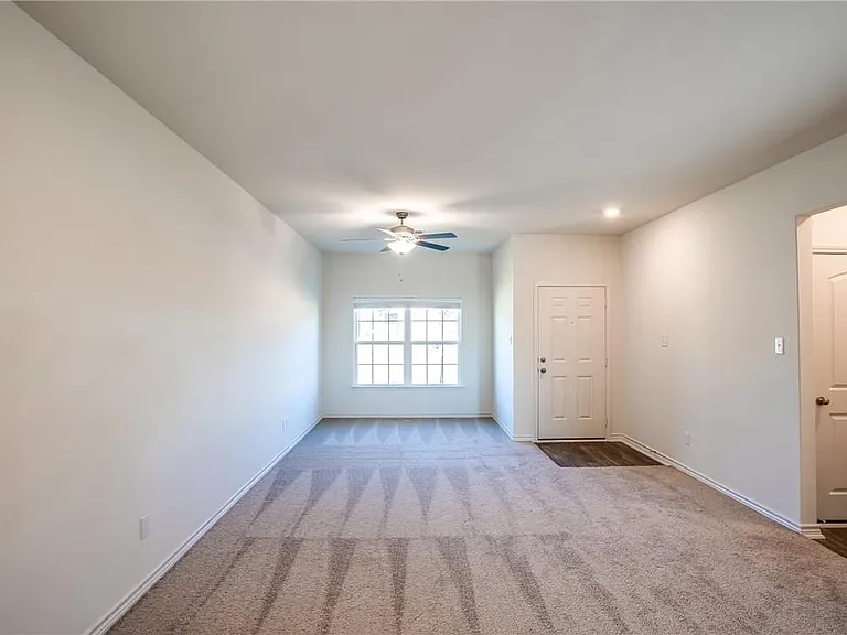 14201 Prairie Sod Ln — Photo 5