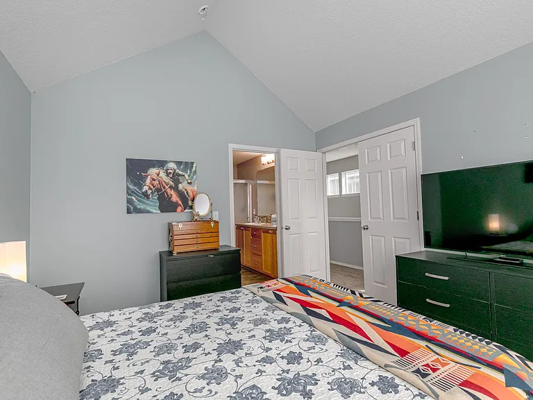 20855 SW Skiver St — Photo 14