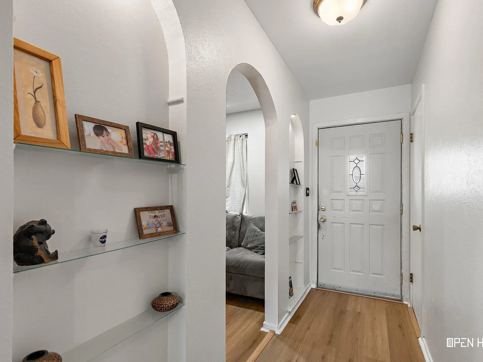 3 bed, 2.0 bath, 1284 sqft, $1,675 — Photo 3