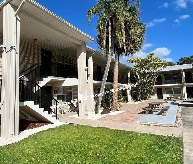 600 Wildwood Way #208 — Photo 1