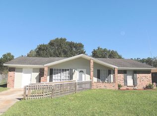 202 Cedar Dr, Diberville, MS 39540