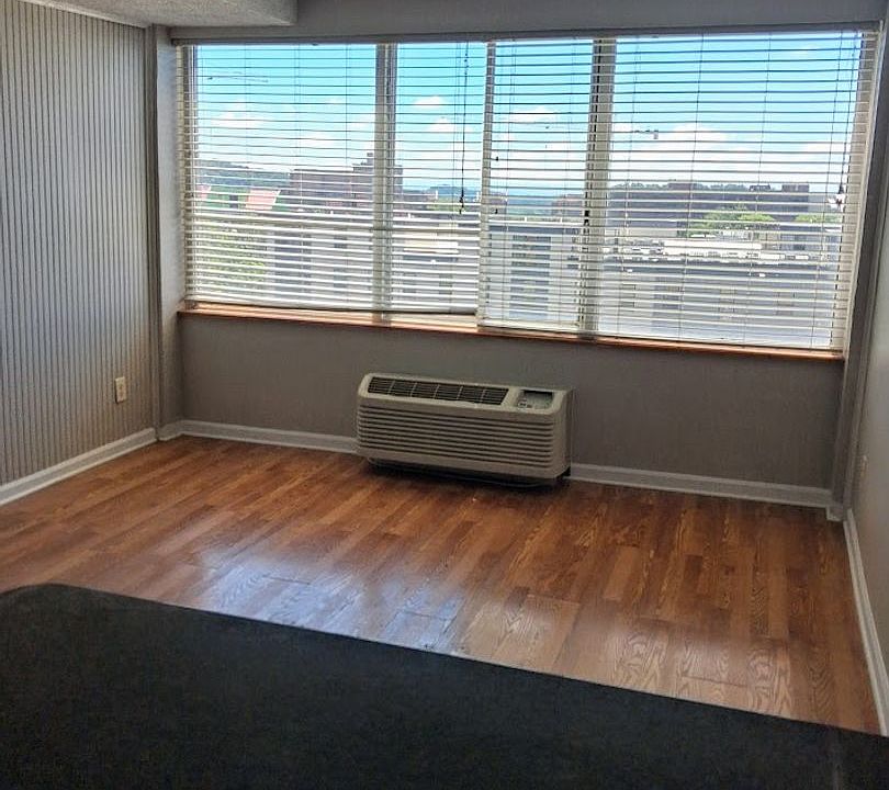 1st image of 1700 Clinch Ave APT 517
