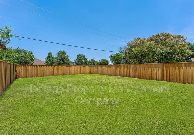 6715 Hickory Springs Dr — Photo 28