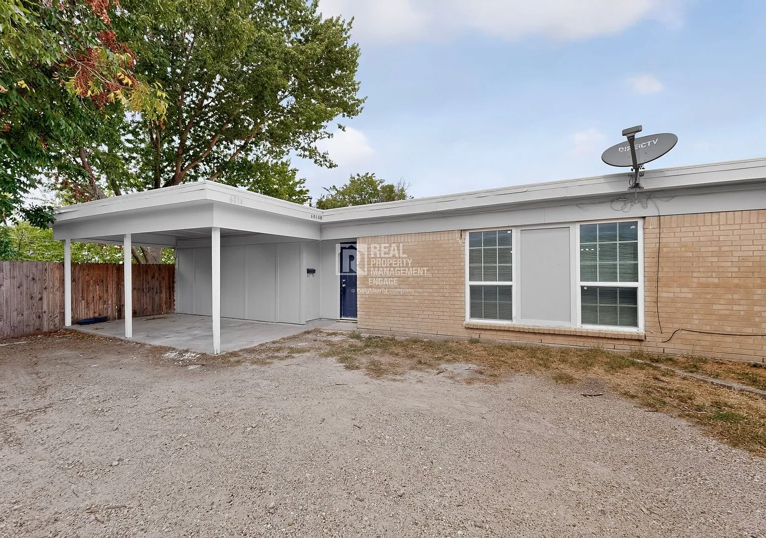 6814 Trail Lake Drive — Photo 2