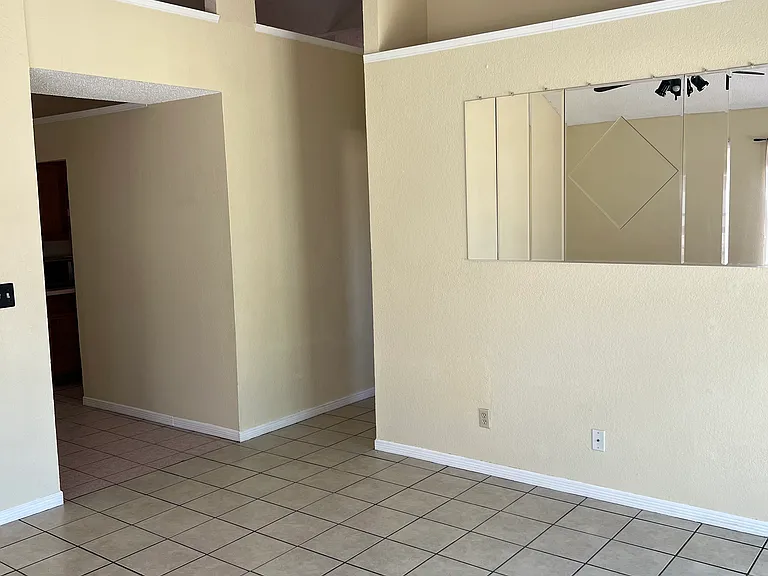 Gambel Quail Dr — Photo 30