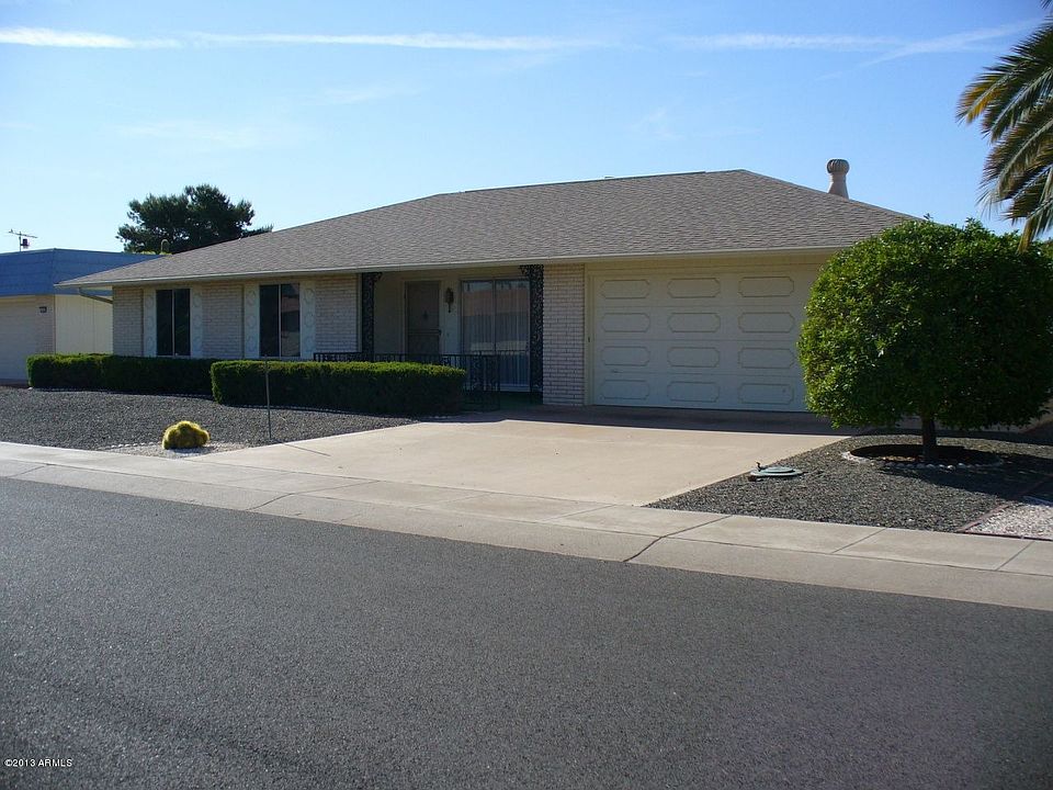 1st image of 10901 W Wedgewood Dr