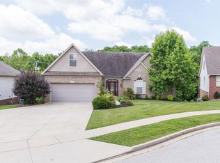 155 Carriage Ln, Georgetown, KY 40324