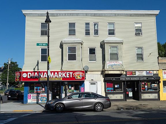 4th image of 1072 Hyde Park Ave #5