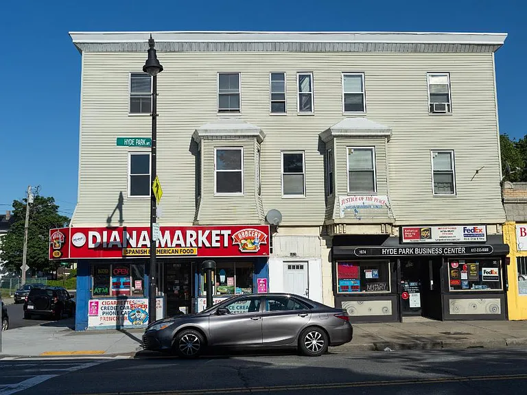 1072 Hyde Park Ave #5 — Photo 4